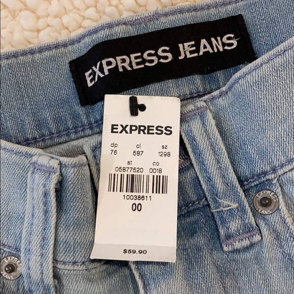 Express Jean Shorts - Picture 3 of 4